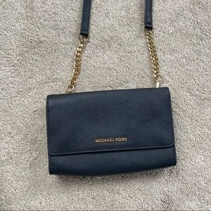 Michael kors crossbody
